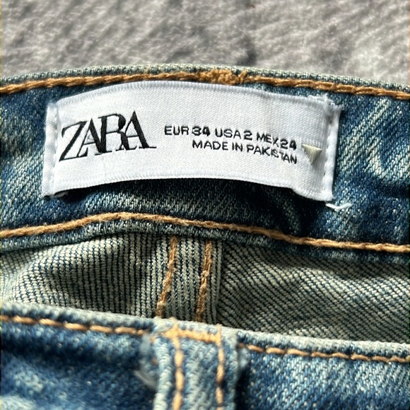 Zara Crop Flare Jeans - Picture 8 of 10
